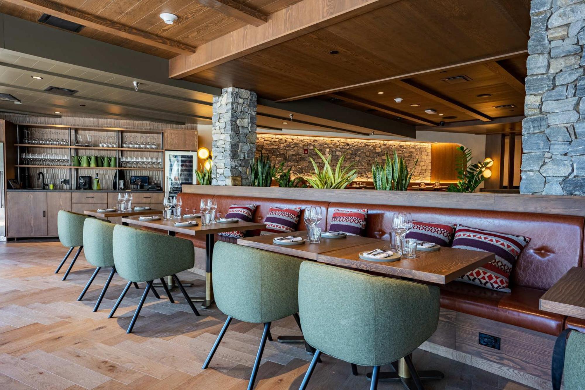 Mtn House By Basecamp Hotel Canmore Ngoại thất bức ảnh
